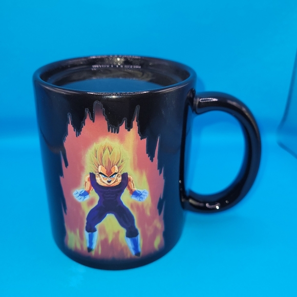 Dragon ball Z cup - Picture 1 of 8